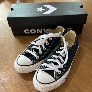 Black Converse (Low Top)